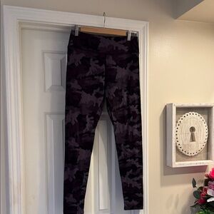 Wild Fable gray Camouflage Leggings